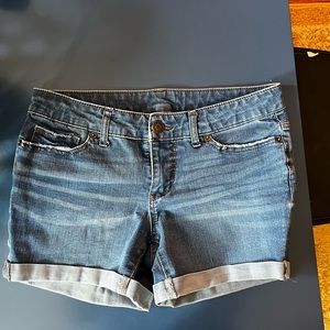 Time and Tru jean shorts size 4